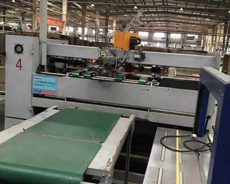 設(she)備展示(shì)