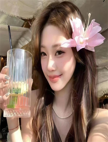 从超级英雄角度解读《圣诞倾情》：的叙事结构与视觉语言 ——带你领略超级英雄的魅力